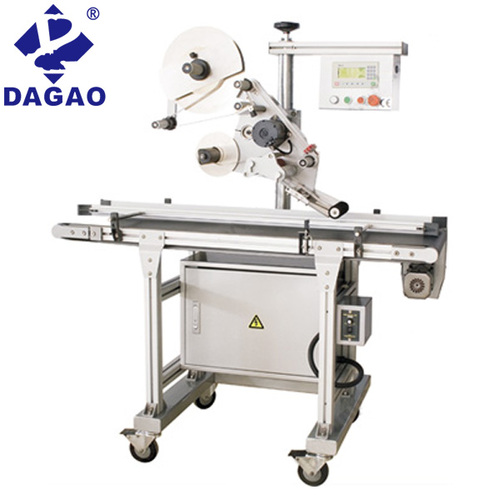 DG-CA2000型 自動(dòng)貼標(biāo)機(jī)、貼標(biāo)簽機(jī)
